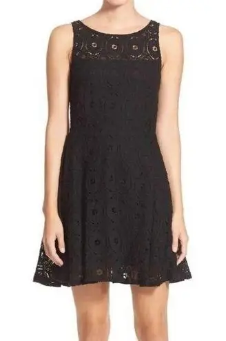 BB Dakota  Dress Womens Size 0 Black Lace Renley Fit Flare Mini Party Evening