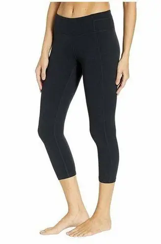 prAna NWT New Black Momento Capri Leggings Pants Womens Yoga S Gym Walk UPF 50+