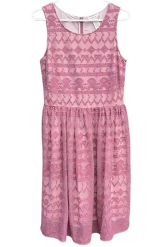 Sundance EUC In A Heartbeat Embroidered
Mesh Sleeveless Dress Dusty Rose Size 6