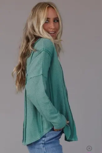 NEW Green Waffle Knit Exposed Seam Loose Fit Long Sleeve Top Size Medium