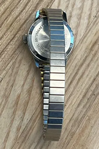 Louvic Incabloc Ladies Watch Super Rare Vintage 17 Jewels Stainless Stretch Band