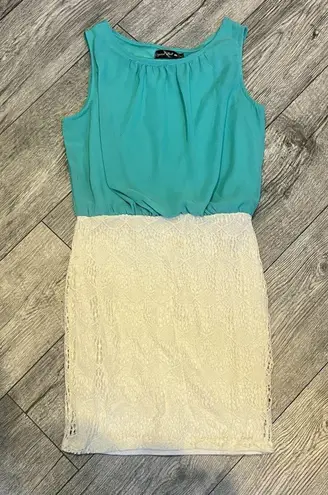 Crystal Doll Womens Medium Blue Tank Top and Off White Bottom Dress Sleeveless