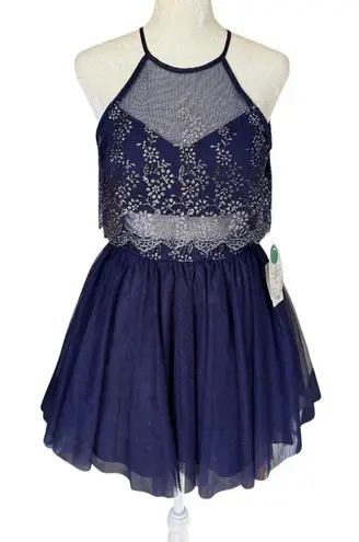 Social Code navy and silver sparkle halter illusion dress lined size 0 Blue