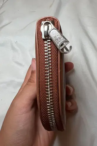 Telfar Wallet Tan - Image 7