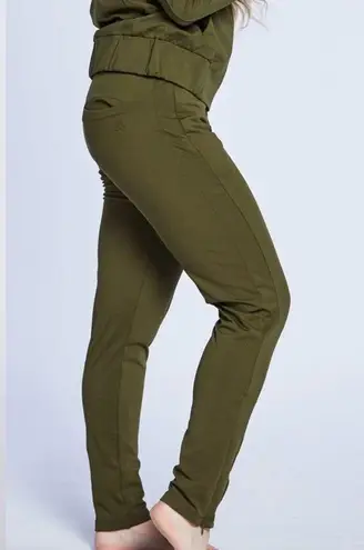 Jo&Jax NWOT XS Jo+Jax Lightspeed pant