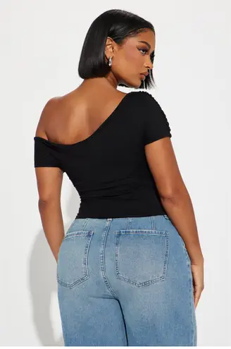 FashioNova Black One Shoulder Top