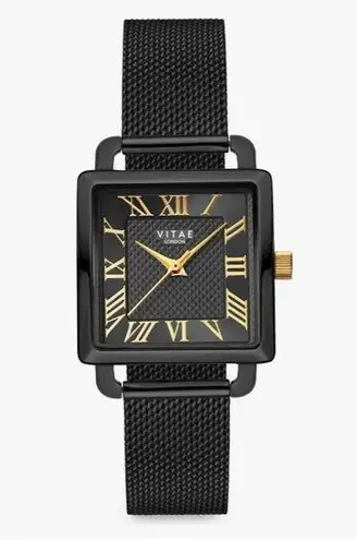 VITAE London Ilesha Black