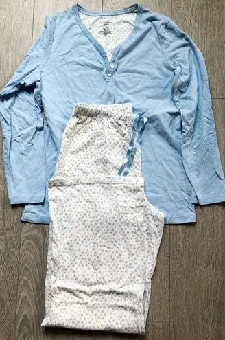 Croft & Barrow  Pajama Blue Polkadotted Sleepwear Set