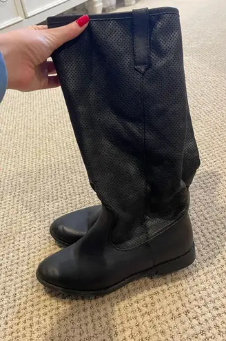 DSW Black boots 