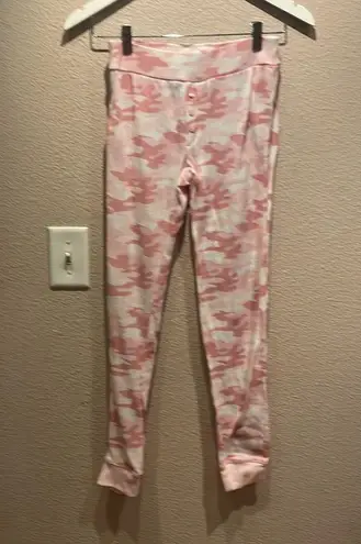 Maidenform New Women’s Pink Camouflage Pajama Set Size Small NWOT