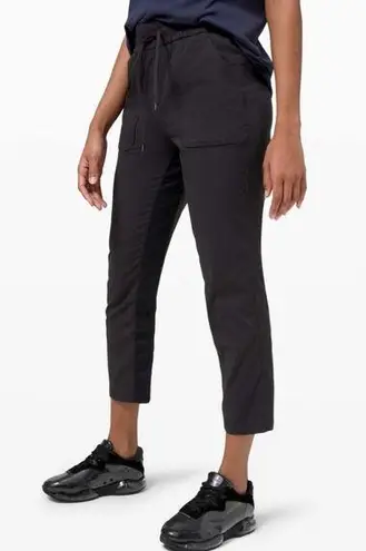 Lululemon  Beyond the Studio ankle joggers