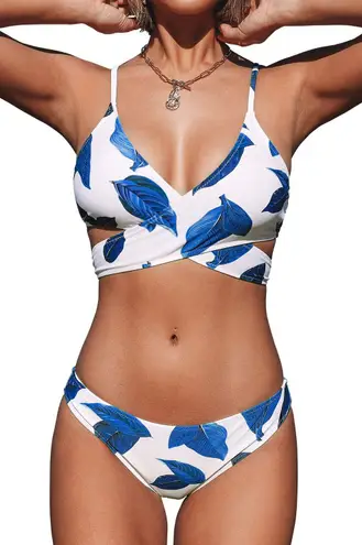 Cupshe Kennedi Wrap Leafy V-Neck Back Tie Bikini Set - XS