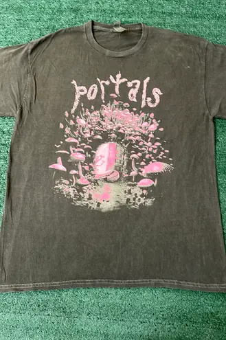 Hot Topic Melanie Martinez Portals Shirt Sz L