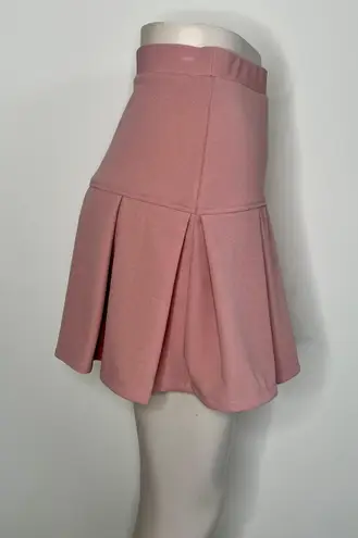 The Comfy  And Ready Mini Pleated Skirt In Pink Size Small 