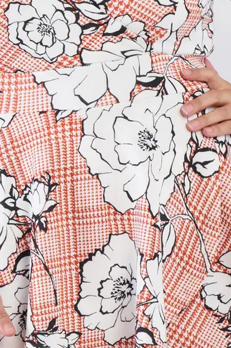 Boutique Rust V-neck Floral Skort Romper 2X