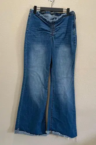 Wild Fable  Low Rise Flare Denim Wide Leg Boot Kick Jeans Cowgirl Size 10