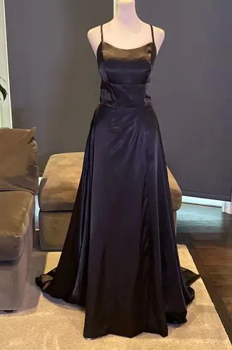 Women’s Black Full Length Prom Party Dress Criss Cross Back Small Train Size 12