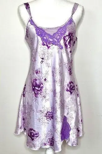 🔥 3/$30 Vintage Rose Slip Chemise Purple Size M