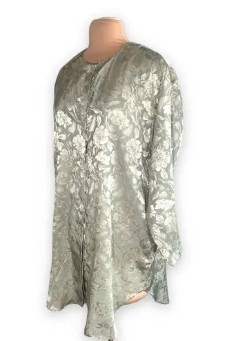 Vintage Nightgown Pastel Green Embossed Floral Detail Satin Sleep Shirt Large Size 16