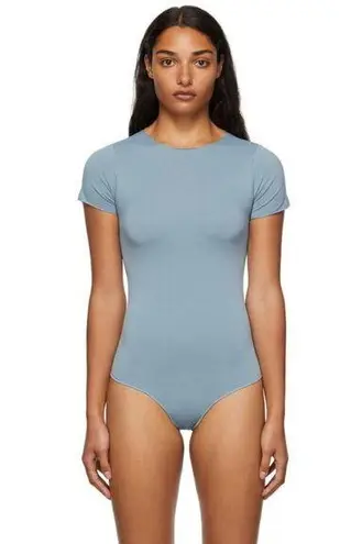 SKIMS Essential T-Shirt Thong Bodysuit in Arctic Size 4X/5X
