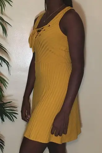 Design Lab Sun kissed mustard flowy dress S / P