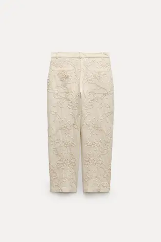 ZARA NWT  EMBROIDERED PANTS ZW COLLECTION. Size Medium