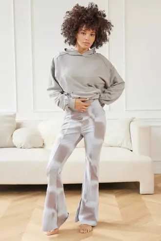 Urban Outfitters NWT  aria seamed flare pants