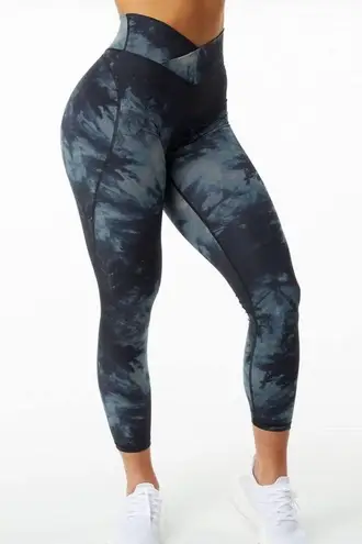 Alphalete Surface Leggings Black Oil Stain XS