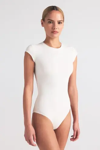 SKIMS Cotton Jersey T-Shirt Brief Bodysuit in Marble, Size Medium