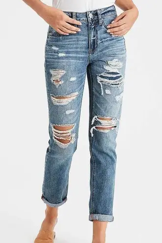 American Eagle  Size 4 Tomgirl Straight Baggy Distressed Jeans Stretch Raw Hem