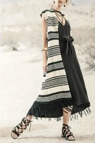 Moon River Tuckernuck Mesa Sweater Vest Duster Sz. S