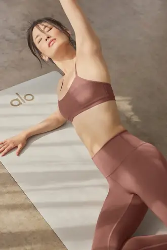 Alo Yoga airlift leggings & intrigue bra set in chestnut size M L