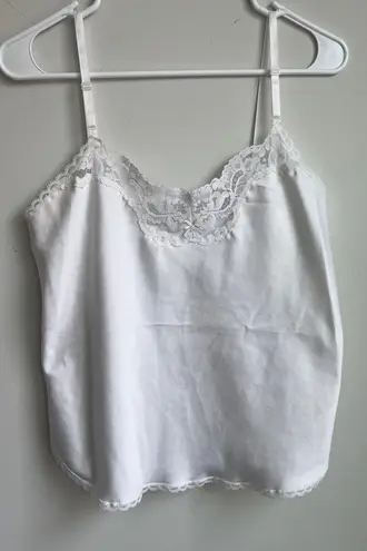 Vanity Fair Cami woman'sWhite Lace Trim Cami Tank Top Adjustable Straps Size 34