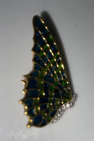 Kenneth J Lane Vintage KJL Goldtone Metal Butterfly Brooch 3d Wings Green Enamel Rhinestone 