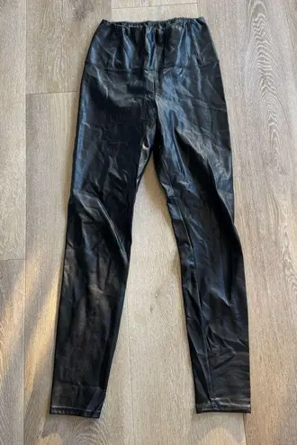 Wilfred Free High-Waisted Black Faux Leather Leggings