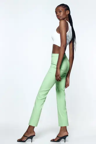 ZARA NWT  lime green MINI FLARE TROUSERS. Size Medium