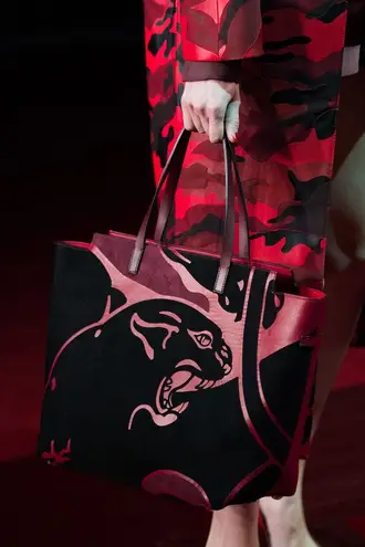 Valentino Garavani Valentino Panther suede-paneled leather shopper tote bag Shanghai collection