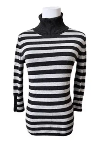 Express Design Studio Gray Striped Turtleneck Sweater SMALL Casual Cottagecore