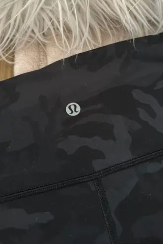 Lululemon 3/4 Black Leggings