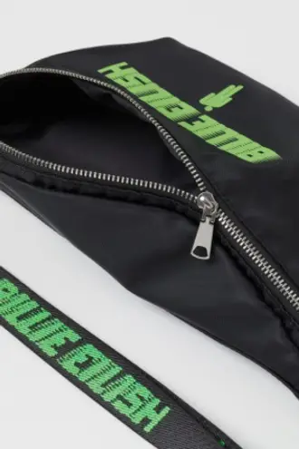 Billie eilish bag h&m hotsell