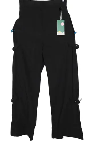 Halara NWT dark gray/black side leg suede feel pant with side buckles. Size M