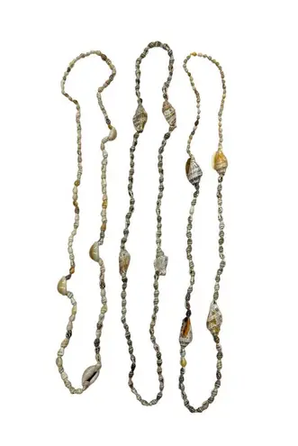 Shell Necklaces (Set of 3) Tan