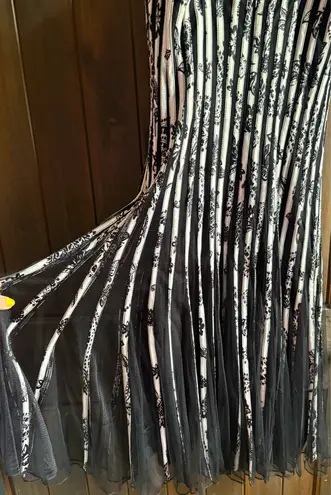 Maner Black and White Striped Dress