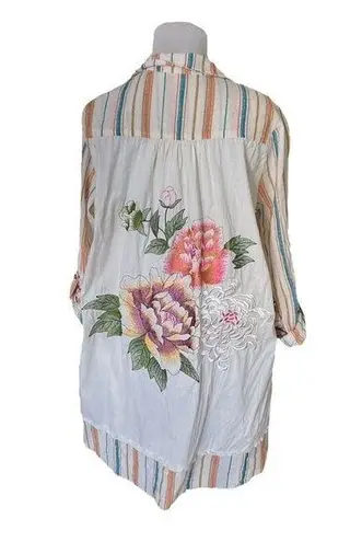 Aratta Silent Journey Embroidered Back Stripe Button Down Top | Small