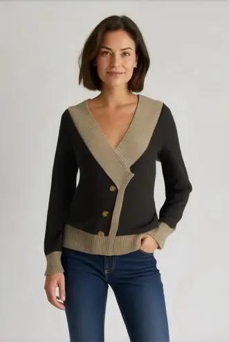 Chic Colorblock Button Front Cardigan Sweater AmélieBoutik Women’s Medium Black