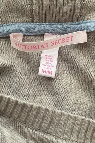 Victoria's Secret Victoria’s Secret hoodie sweater cropped long sleeve soft size medium