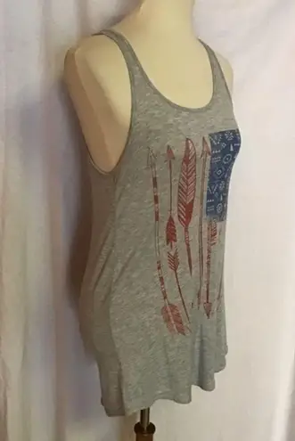 Color Bear bear patriotic feathers tank top Gray