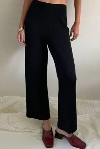 St. John Sport Black Santana Knit Cropped Pants Size 6