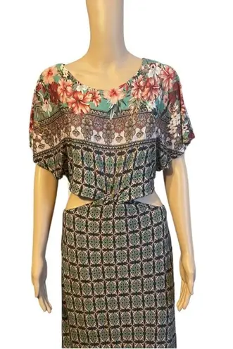 Farm Rio Anthropologie Farm Maxi Cut Out Lila Dress Kimono
Sleeves size XS