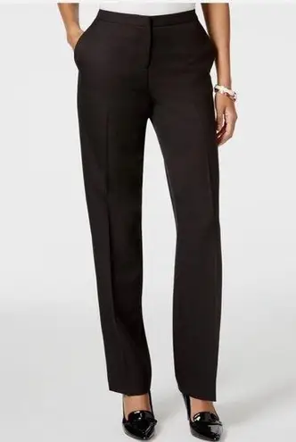 Tommy Hilfiger Women’s  black pants- size 2